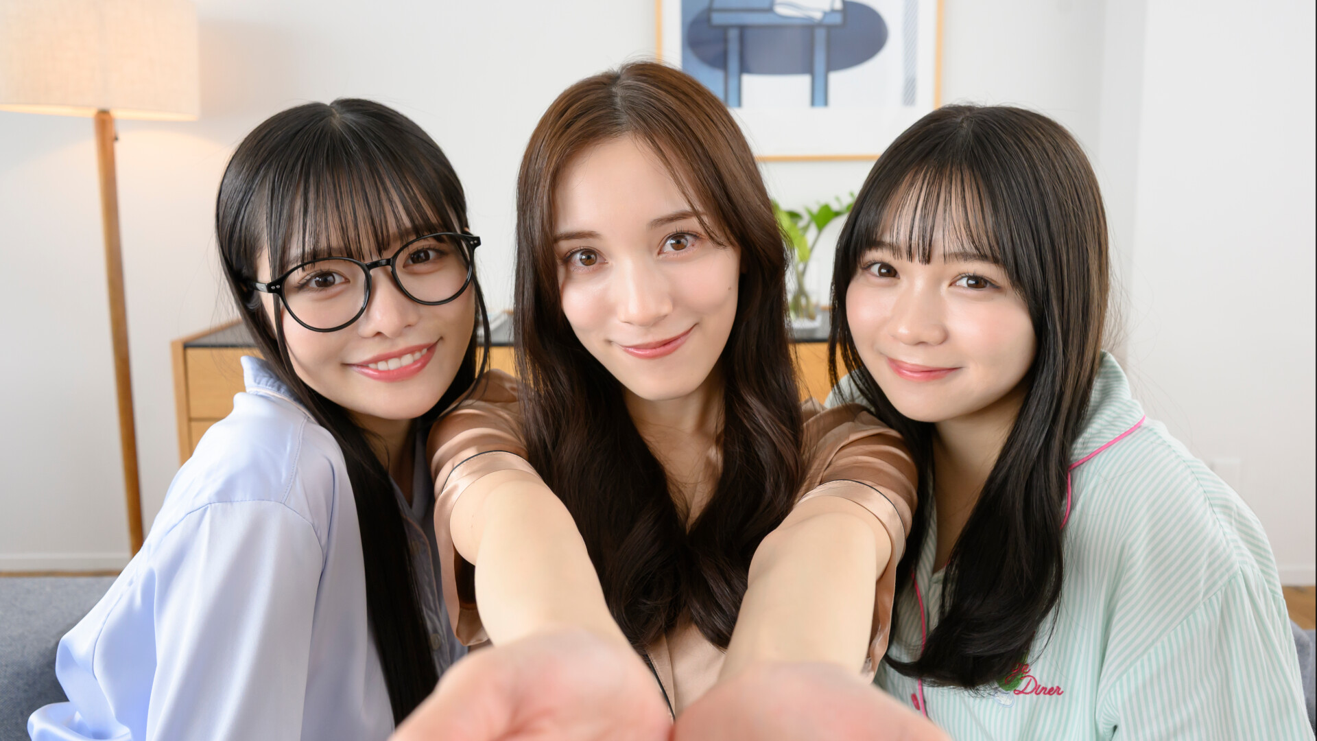 HamKoi 转生为仓鼠的我与三姐妹的甜蜜生活 新游发布-易工具